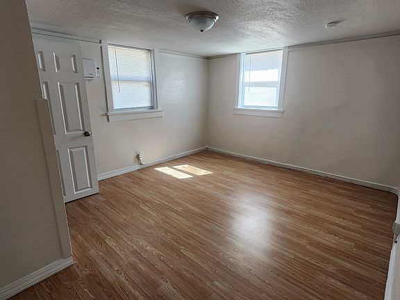 4th image of 1418 Kentucky St