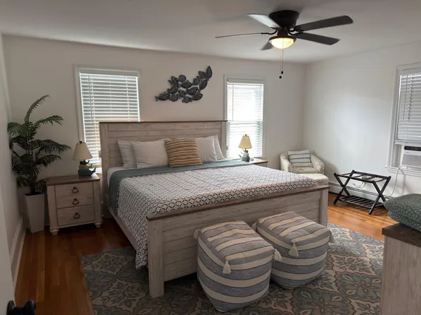 13 Essex St, Danvers, MA