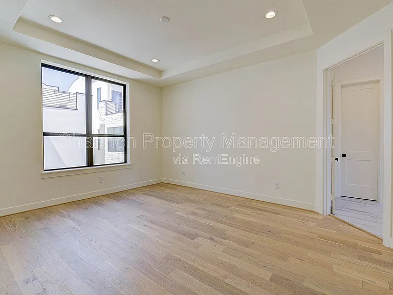 1803 Dunlavy St — Photo 27