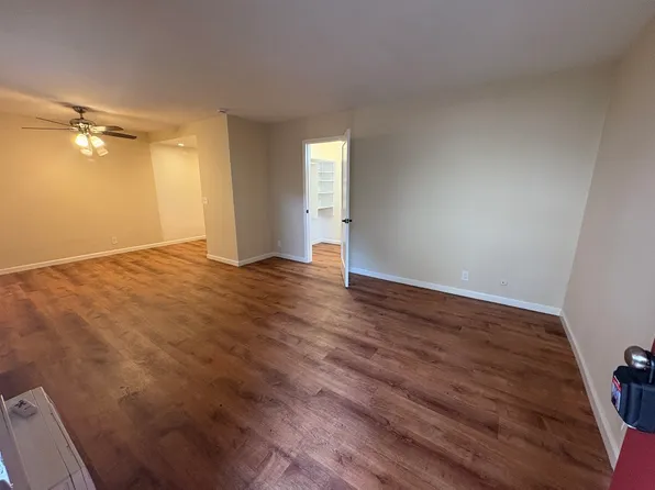 630 Taylor Ct APT 19, Mountain View, CA 94043