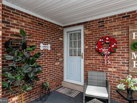 5th image of 5092 Dogwood Dr