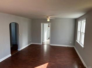 2974 Walton Rd, Saint Louis, MO 63114