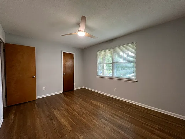 Willow Dr — Photo 15