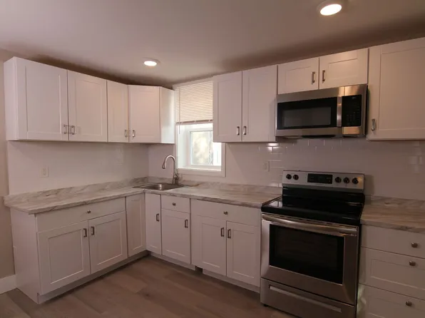 1631 Dyre St, Philadelphia, PA 19124