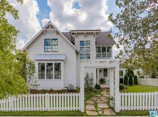 622 Renaissance Dr, Hoover, AL 35226