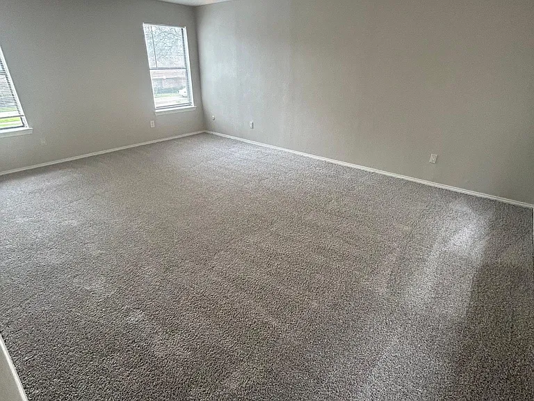 3425 Courtyard Cir — Photo 26