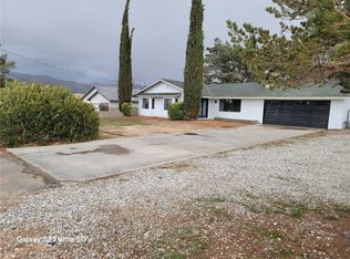 18425 Ranchero Rd, Hesperia, CA 92345