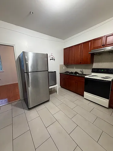 1210 Wallace St #2 Photo 1