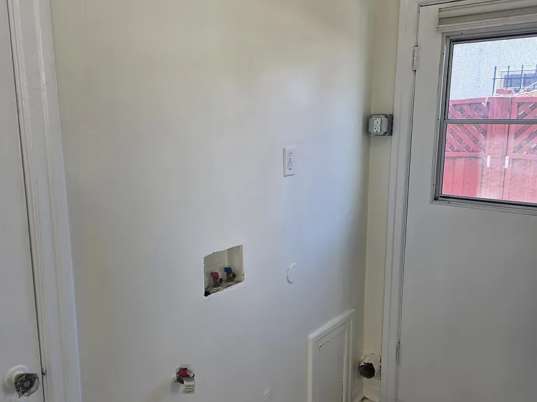 617 S Columbus Ave #A — Photo 11
