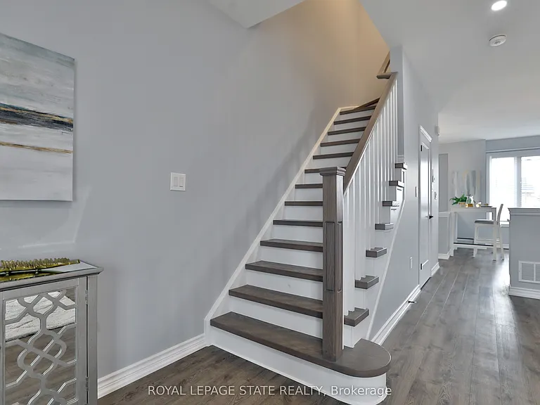 45 Edenrock Dr — Photo 16