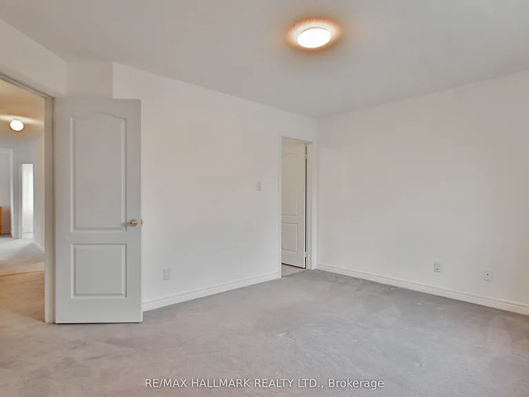 15 Briarglen Rd — Photo 38