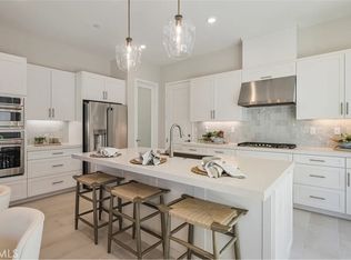 27448 Shining Willow Ln, Valencia, CA 91381