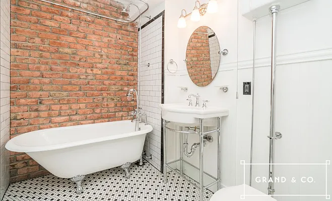 Rented by Grand & Co. | media 2