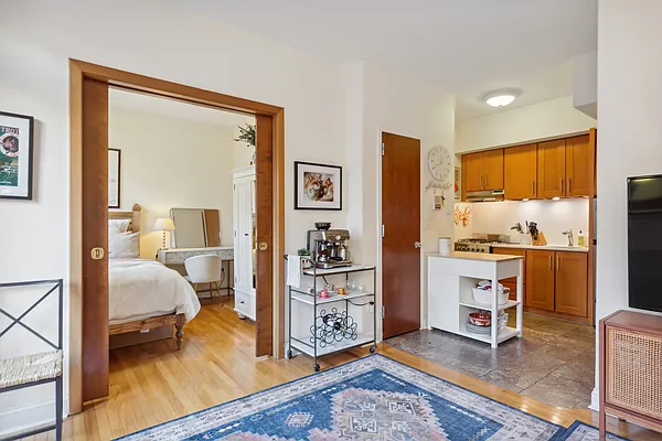 Rented by Corcoran | media 19