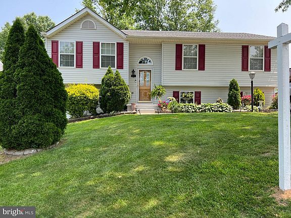 2nd image of 8605 Daytona Rd