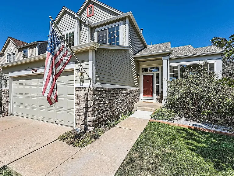 5357 E Hamilton Ave — Photo 3