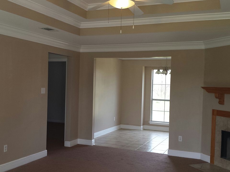 2nd image of 10607 Crossover Rd