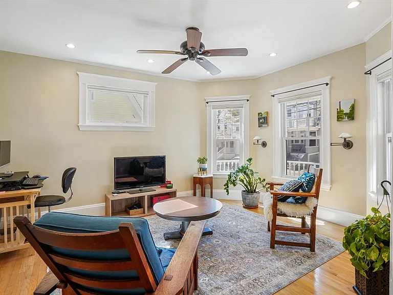 67 Ossipee Rd #1 — Photo 3