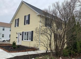 65 E Mountain St, Worcester, MA 01606