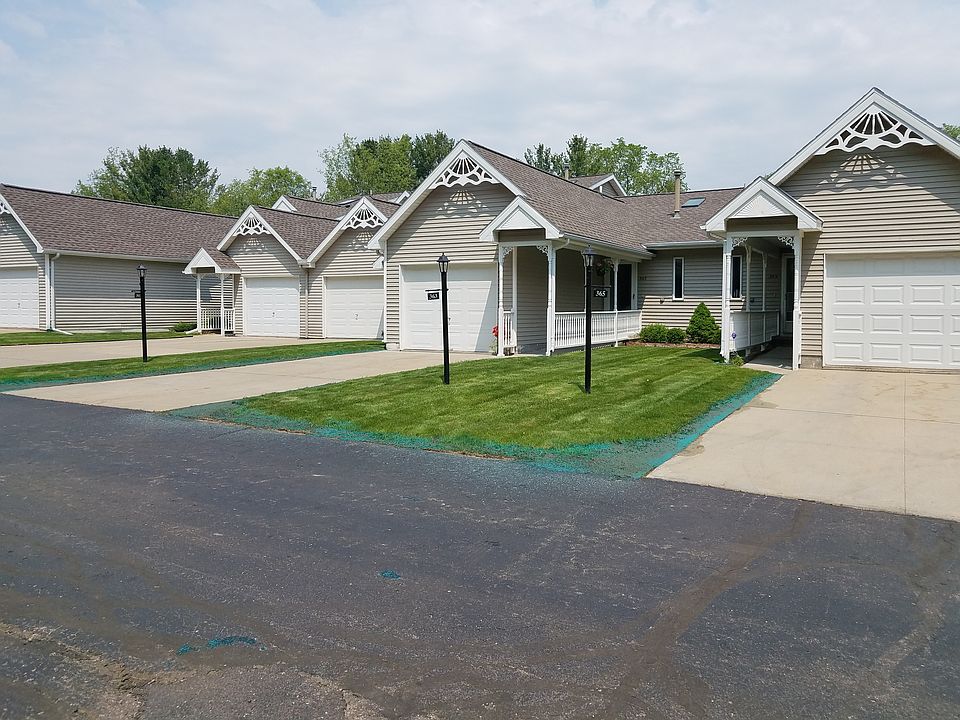1st image of 363 Irons Park Dr