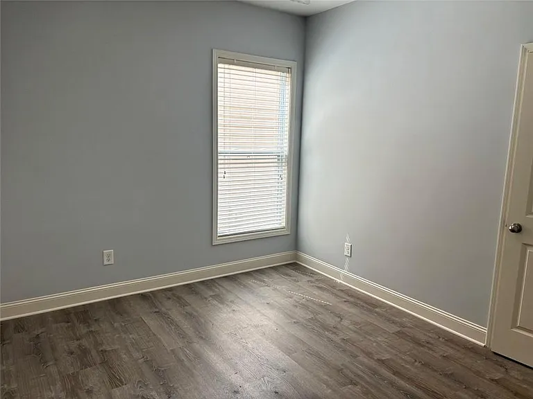 1927 Willoughby Dr — Photo 16