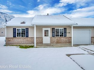 1128 N 300 W, Springville, UT 84663