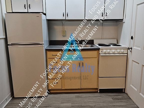 5th image of 15 E Vine St #4