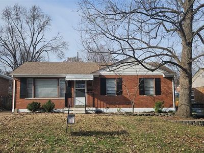 8943 Blackpool Dr, Saint Louis, MO, 63123