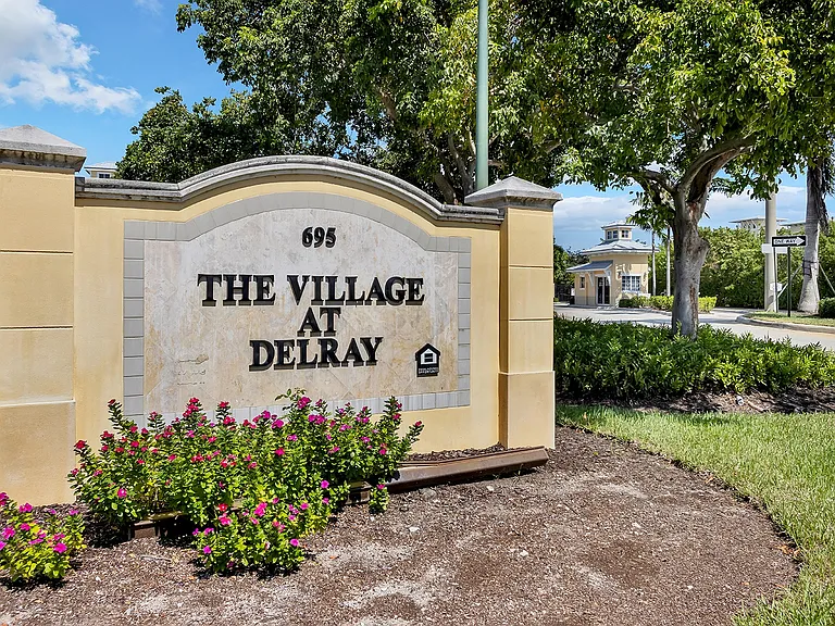 Village at Delray — Photo 34