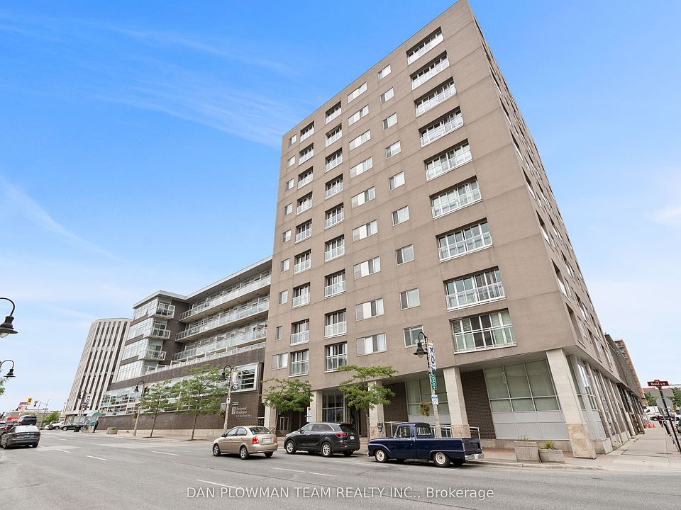 1st image of 44 Bond St W #607