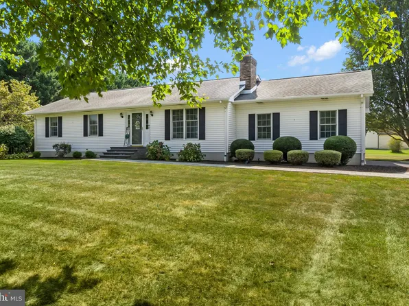 335 Pheasant Dr, Middletown, DE 19709