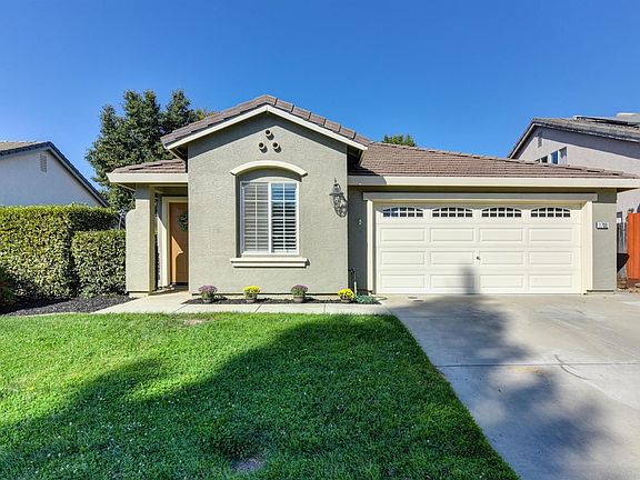 2nd image of 1709 Sharifa Way