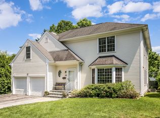 125 Delhi Rd, Scarsdale, NY 10583