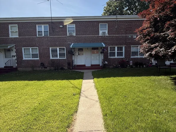 Court A Bdlg 19 Unit 73 Court, Bridgeport, CT 06610