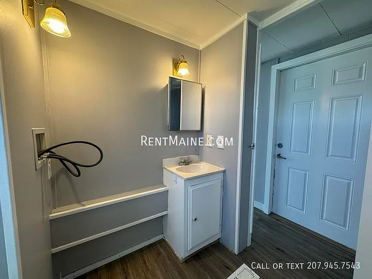 24 Park Dr — Photo 11