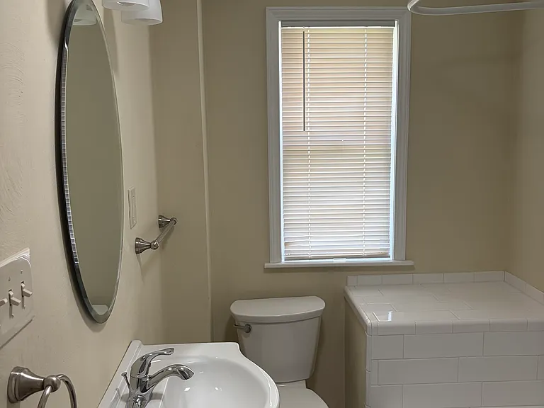 501 Barckhoff St — Photo 19