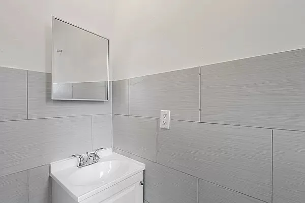 Rented by REAL New York | media 26