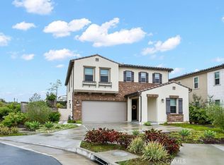 1743 Canyon Oaks Ln, Lake Forest, CA 92610