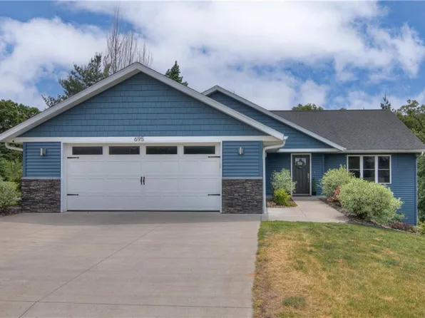 695 Autumn Drive, Altoona, WI 54720