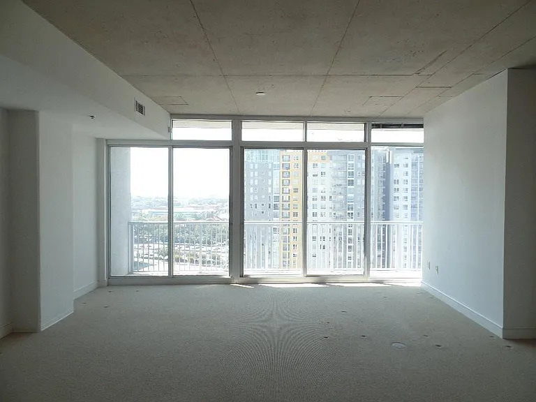 950 W Peachtree St NW #1514 — Photo 8