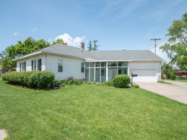 106 E Grace St, Rensselaer, IN 47978