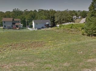 Springdale Ave, Steubenville, OH 43953