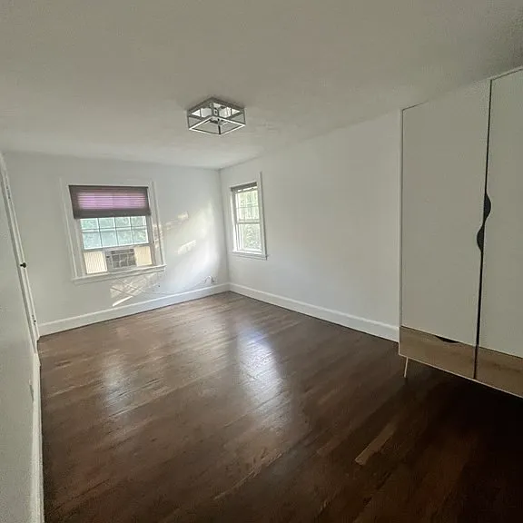 124 Parsons St — Photo 13
