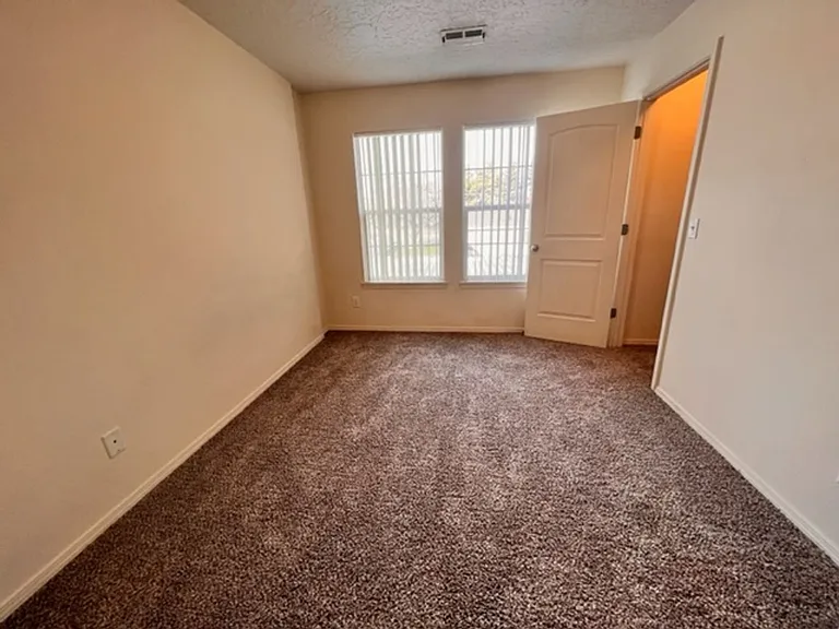1621 S Eagleson Rd Boise, ID 83705 — Photo 7