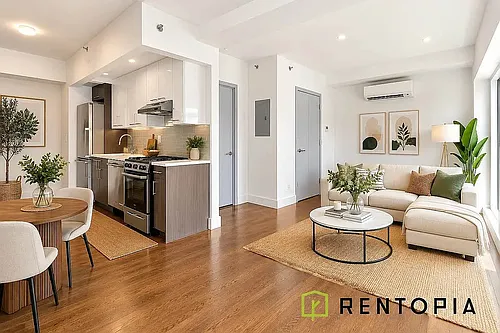 596 Washington Ave #4C Photo 1