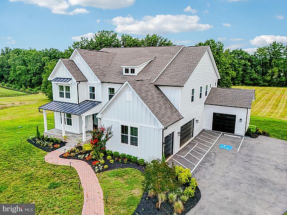 4th image of 14611 Seneca Farm Ln