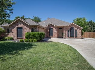 6013 Cynthia Dr, Midlothian, TX 76065