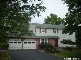 115 Pine Ridge Rd, Fayetteville, NY 13066