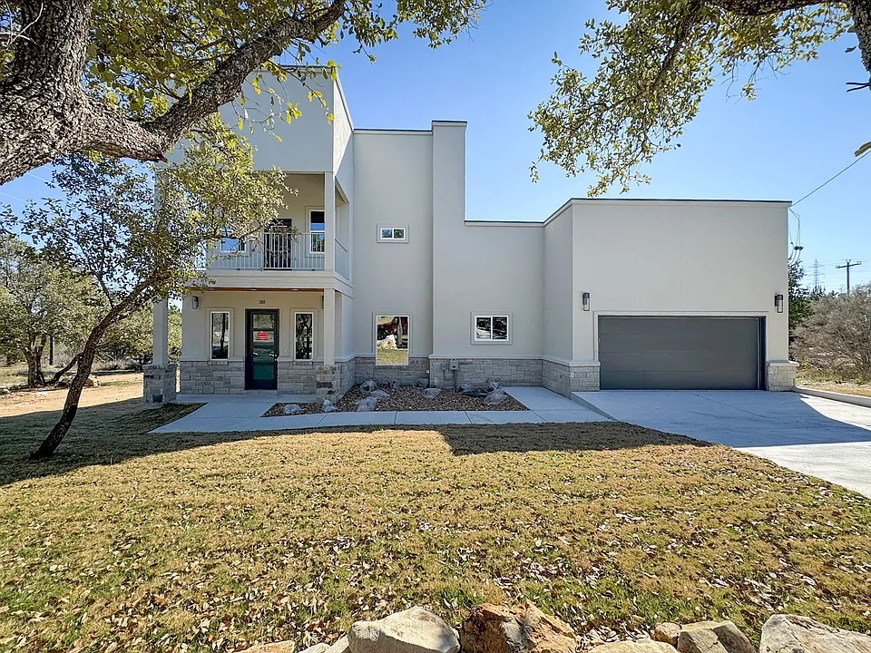 301 Knights Row