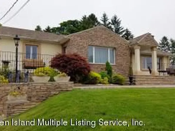 1073 Todt Hill Road image 1 of 1